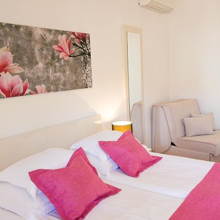 B&B Aurora เยลซา ภายนอก รูปภาพ